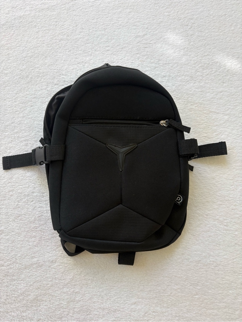 Black Men's Tech Mini Backpack - protegé
